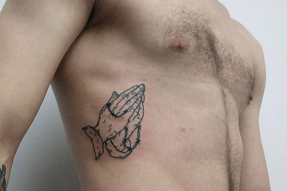 Hands-Praying-Tattoo25.png